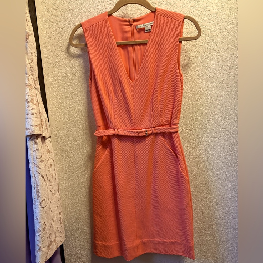 DVF Diane Von Furstenberg “Nula” sleeveless belted dress in Coral, size 4